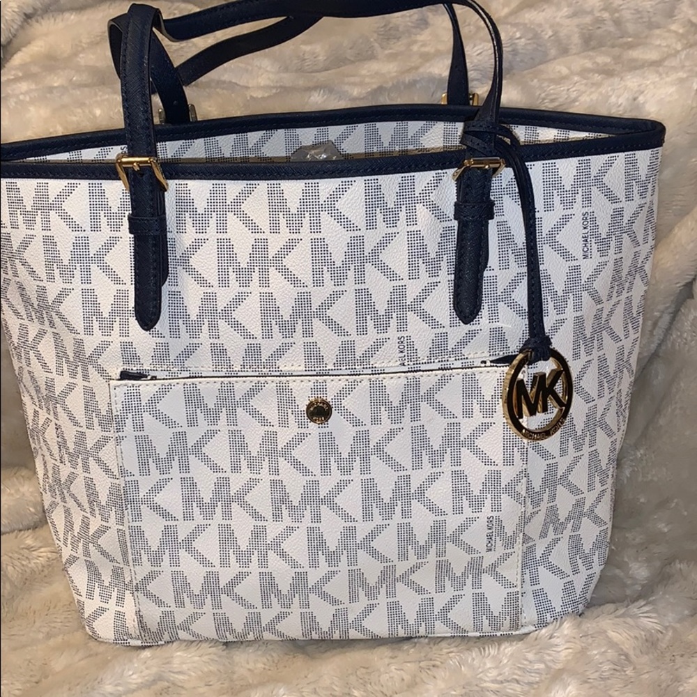 Michael Kors tote